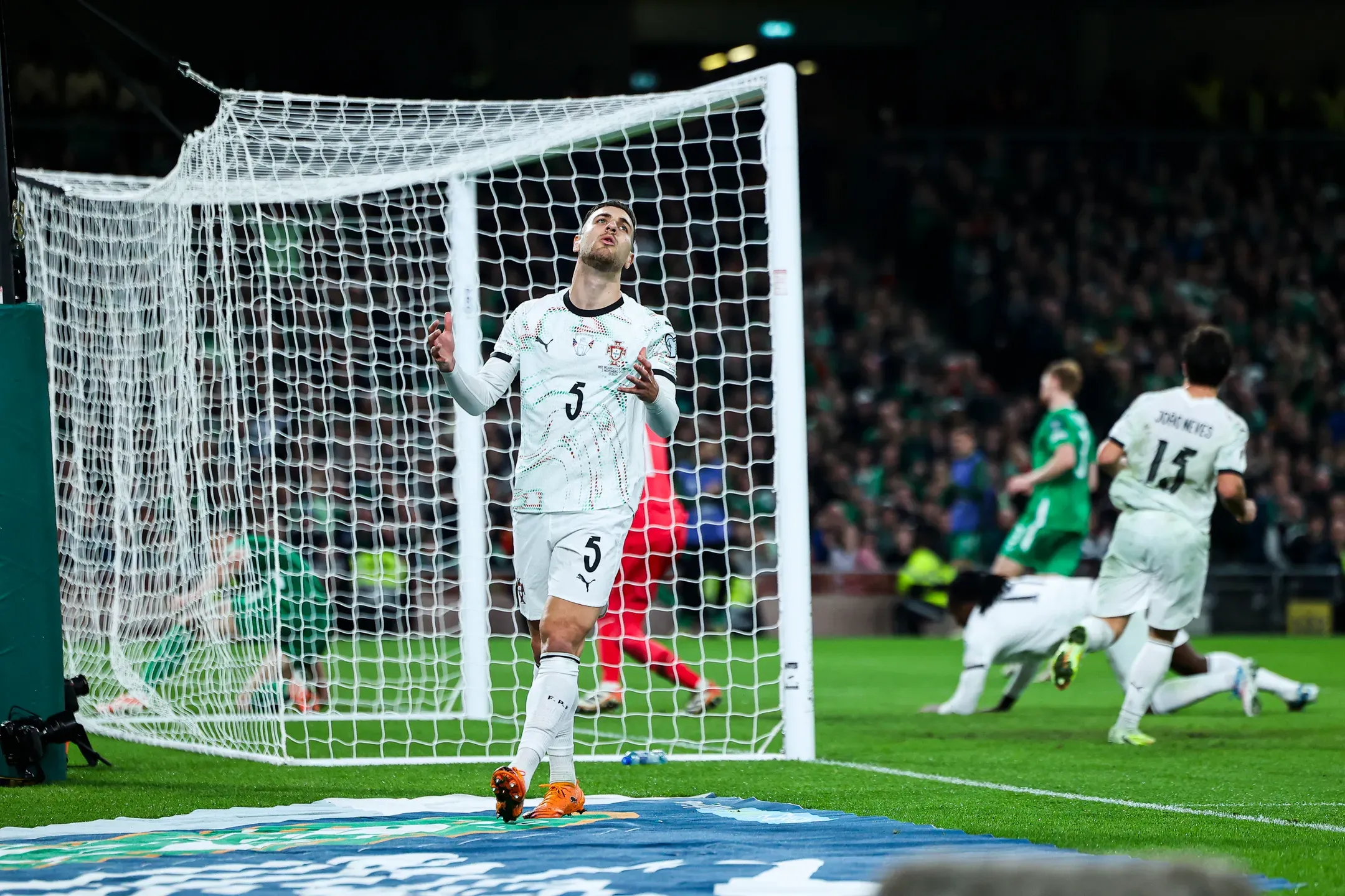 Diogo Dalot: "Há pessoas que não querem que Portugal ganhe"